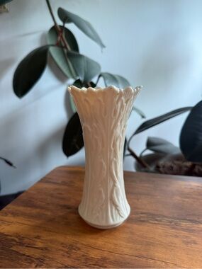 LENOX Cream Ceramic Textured Bud Vase - Home Accents